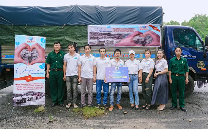 Hình ảnh đại diện cho dịch vụ hỗ trợ khách hàng của Sunwin, tập trung vào cách nạp tiền vào Sunwin một cách dễ dàng và nhanh chóng