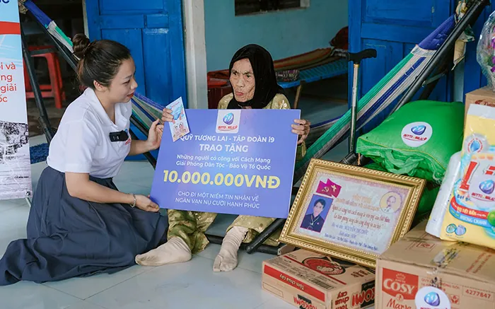 Biểu tượng chat trực tuyến, tượng trưng cho dịch vụ hỗ trợ 24/7 của Sunwin